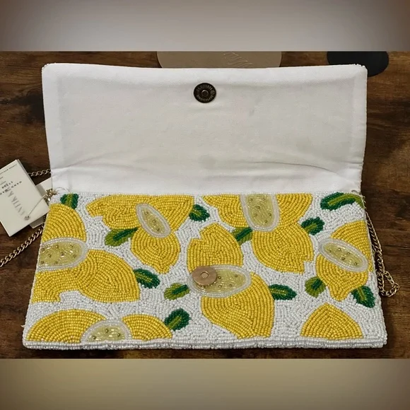 Viral Summer Yellow Beaded Lemon Clutch 🍋 - Picture 9 of 10